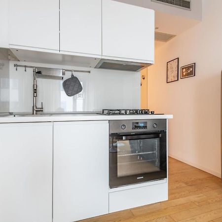 Easylife - Sofisticato Monolocale Con Terrazzino Nel Cuore Di Porta Venezia Milão Exterior foto