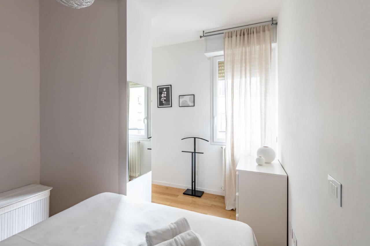 Easylife - Sofisticato Monolocale Con Terrazzino Nel Cuore Di Porta Venezia Milão Exterior foto